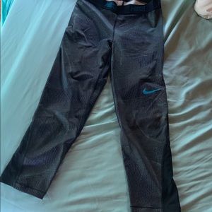 Nike leggings size Med